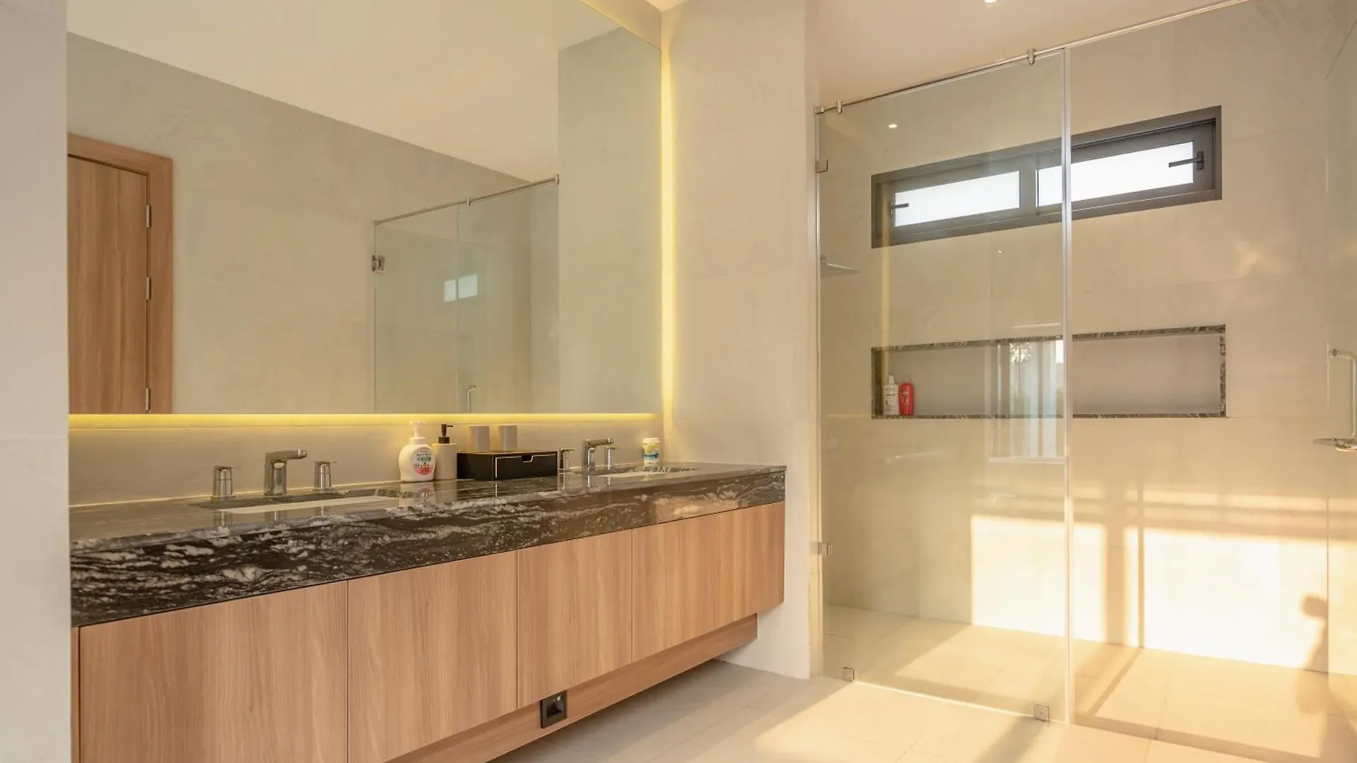 Mouana Breeze Mai Khao 5-Bedroom Pool Villa 9910