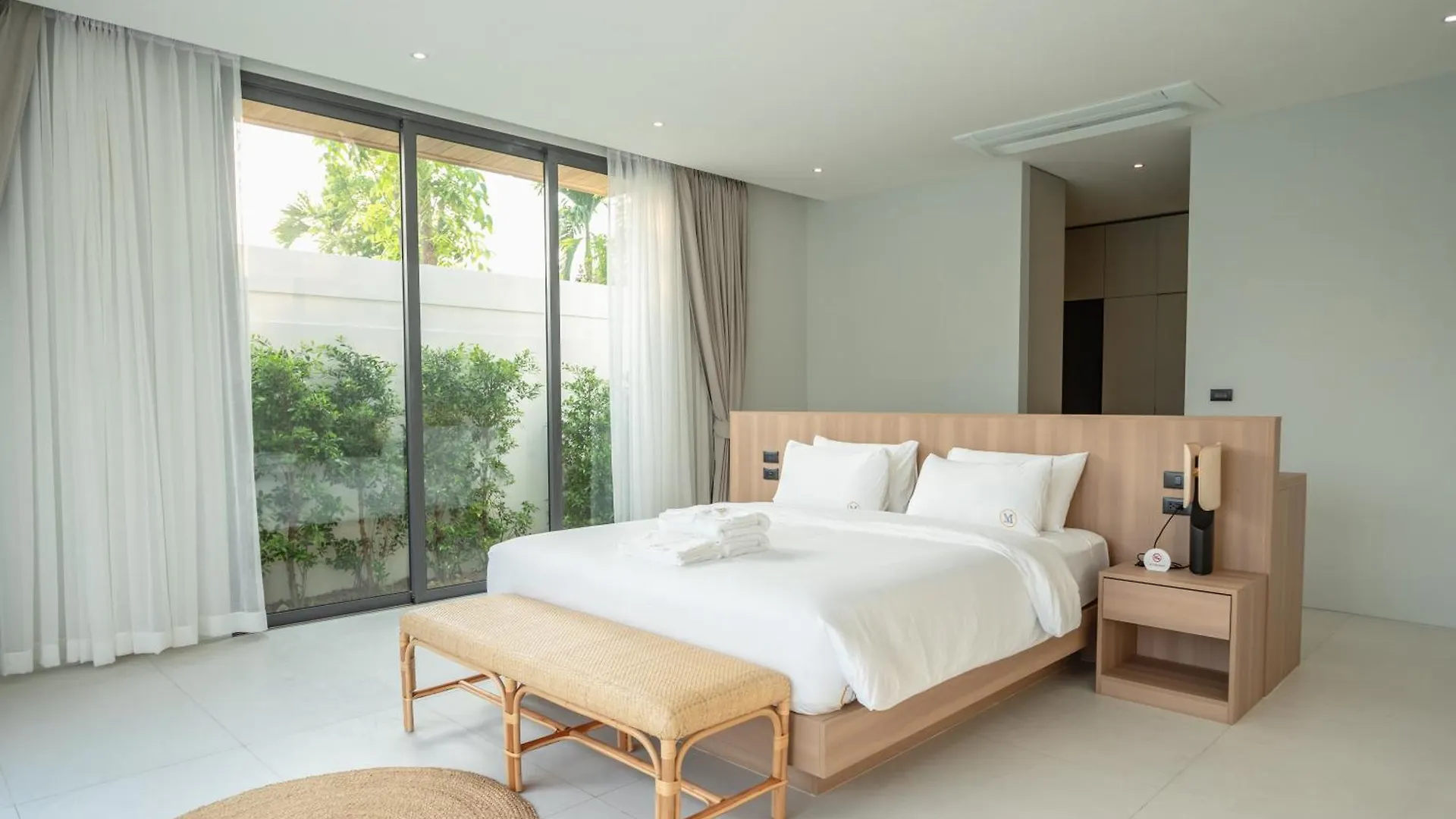 Mouana Breeze Mai Khao 5-Bedroom Pool Villa 9910