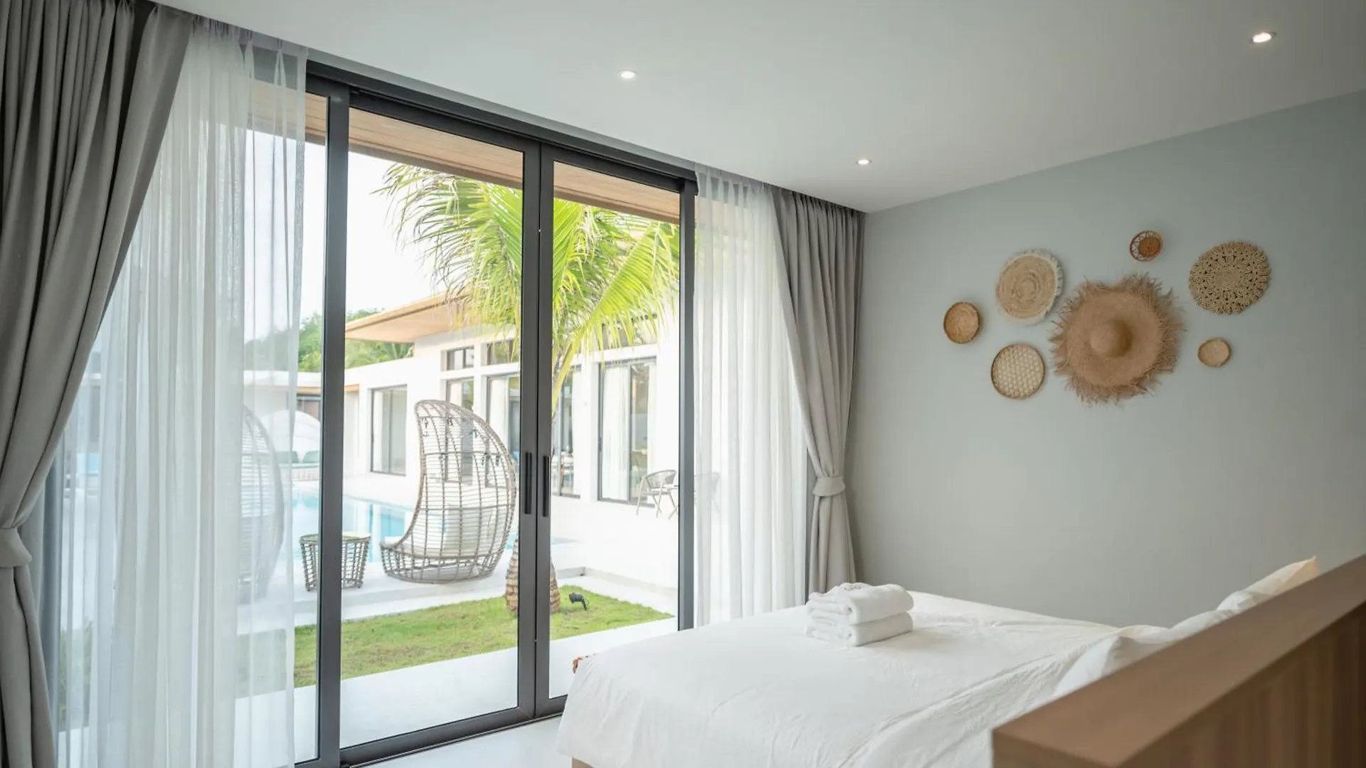 Mouana Breeze Mai Khao 5-Bedroom Pool Villa 9910 Thailand